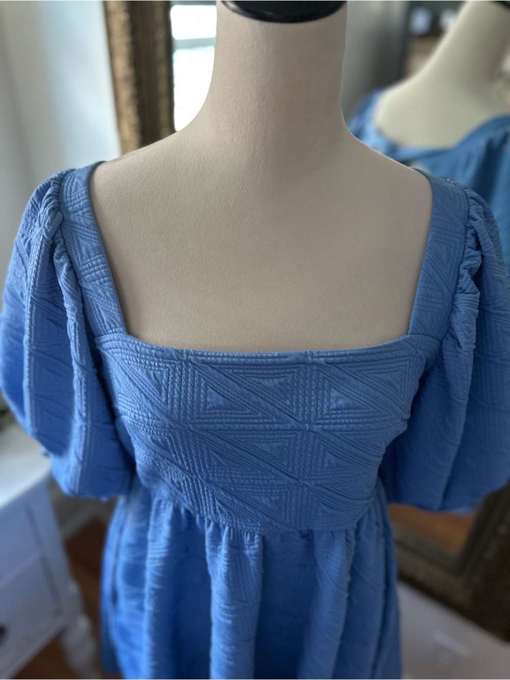 Free People short mini dress blue textured puff sleeves feminine M empire waist - Picture 3 of 11